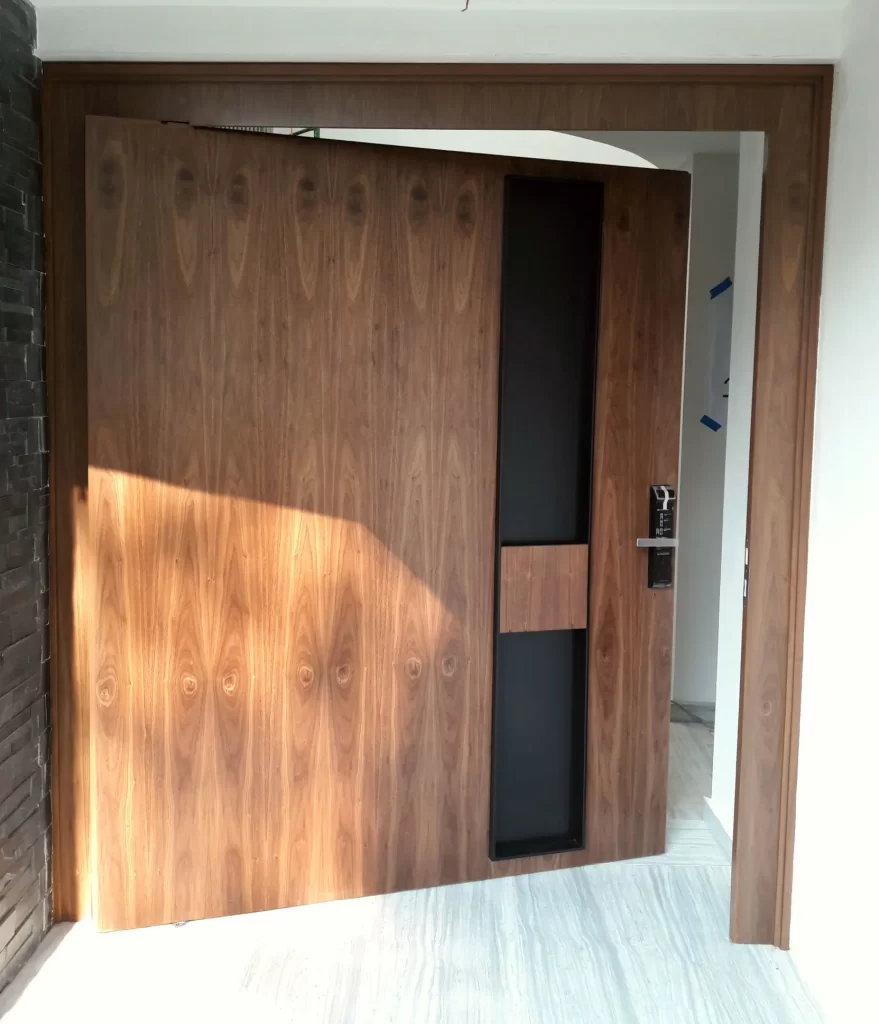 Puerta bitono ancha