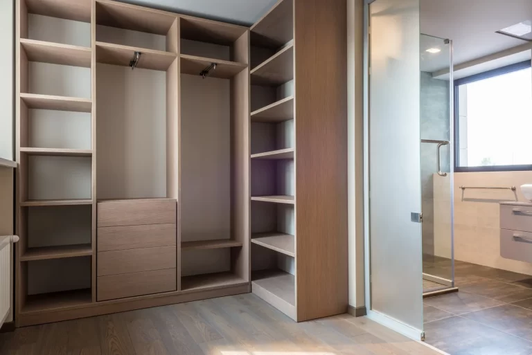 closet moderno disenado por omah studio